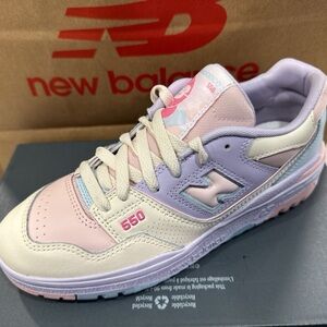 New Balance Kids/Women Sneakers - Pink and Lavender Size 7 Youth/8.5-9 Women
